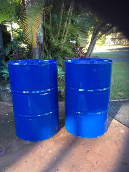 44 Gallon/205Ltr Drums Great for Storage or Firepits
