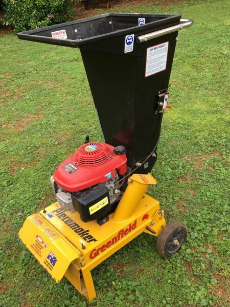 Greenfield Garden Shredder, rarely used, as new condition