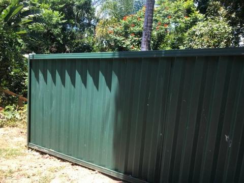 Fence panels (metal)