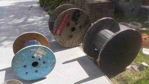 Cable drums