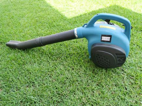 2 stroke petrol garden blower