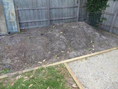 top soil, cleared of weeds. free !!!