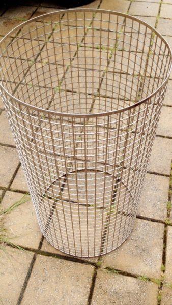 Metal thick round mesh for fire pit, or garden