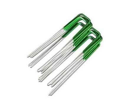 Brand New 200 Synthetic Grass Pins