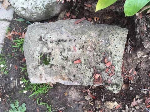 3 Large garden stones and small stones- Free