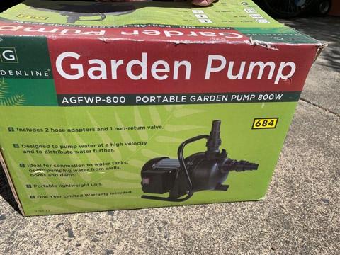 Portable garden Pump 800 watts brand new