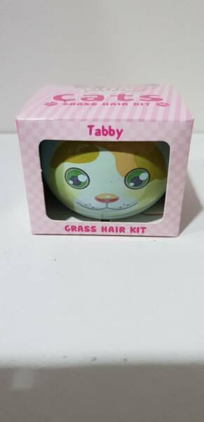 Brand New Grass Hair Kit - Cats