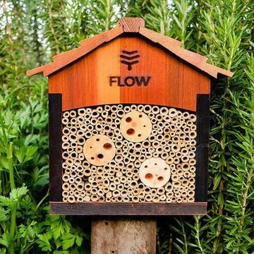 Flow Hive Pollinator House