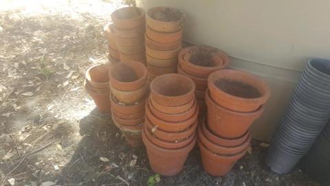 Clay pots for sale