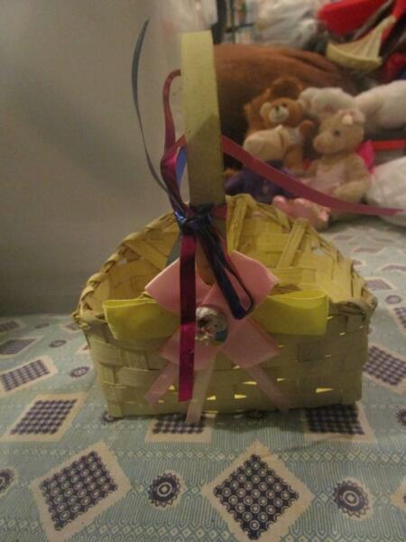 Small Yellow Easter Basket ***NEW***