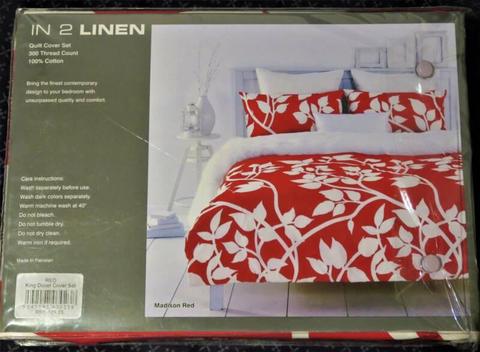 Brand New pure cotton King Size quilt cover set