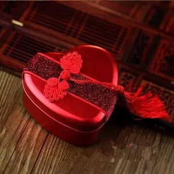 Heart Shaped Metal Tin Candy Box Wedding Favor - Red