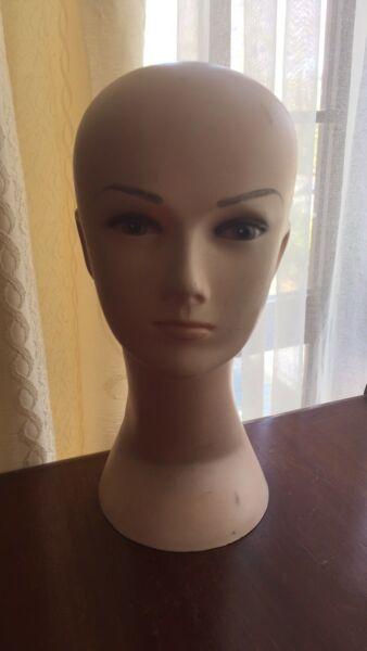 MANNEQUIN HEAD - HAIR MODEL