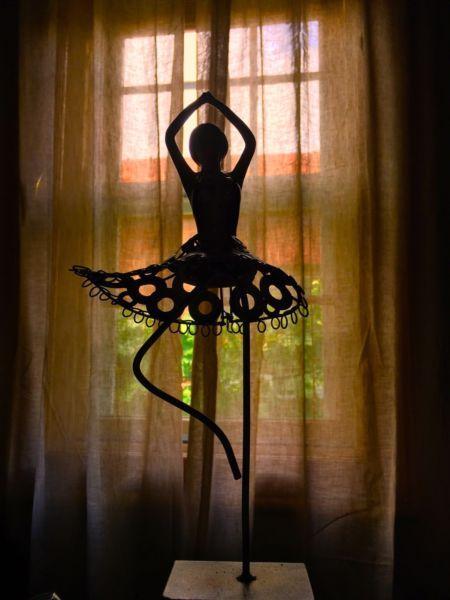 Ballerina figurine