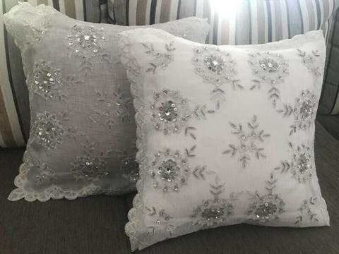 Decorative pillows bed living lounge room wedding prop