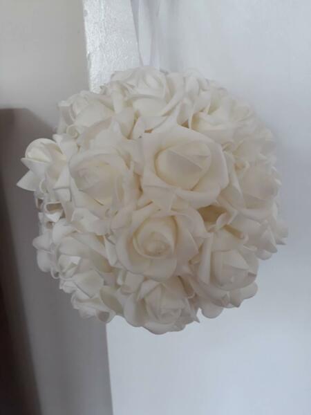 Wedding flower balls