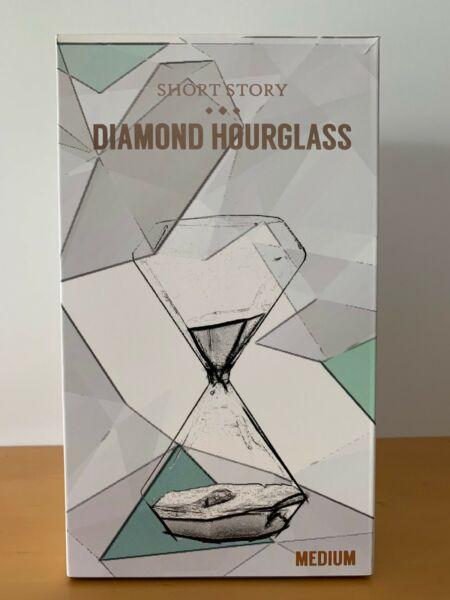 Diamond hourglass