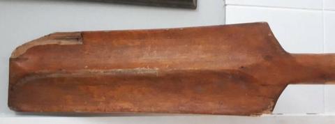 Single wood oar 184cmm long- well loved- Hamptons/coastal decor