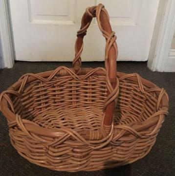 Woven Wicker Basket Extra Large with Handle Light Brown Decor