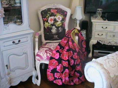 PINK BLACK GOLD FLORAL CAMELIA THROW VERY FRENCH APARTMENT!
