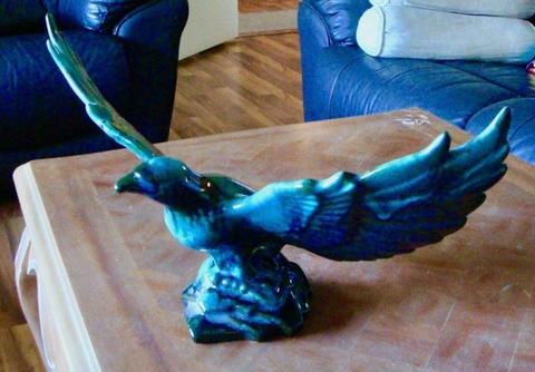 TERRACOTTA BIRD. Blue Mountain Pottery. Green/Black Glaze