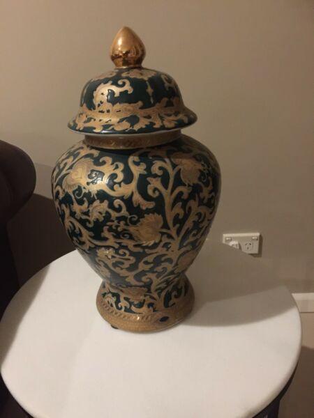 Asian /Hamptons style urn