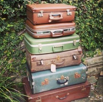 Set of 5 Vintage Retro Suitcases / Luggage $120