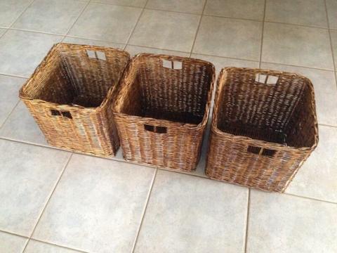 Set of 3 storage baskets