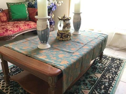 Coffee Table Cover - Green with Gold Flower and Vine pattern fine