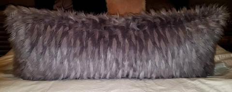 Fluffy Decorative Bed Pillow