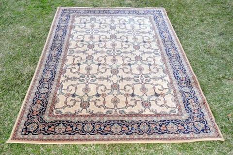 Used Royal Keshan Pure Wool Rug Carpet