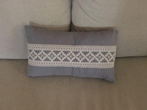 Sheridan rectangular cushion