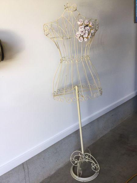 Vintage style bodice stand