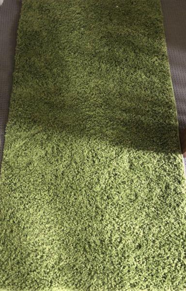 2x Brand new green shaggy rug