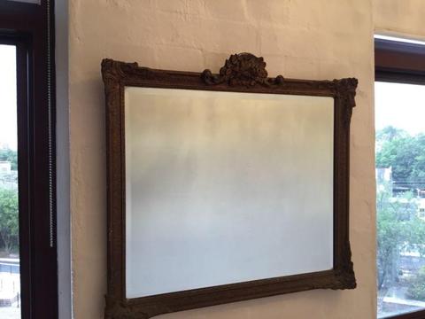 Mirror in great condition gold leaf