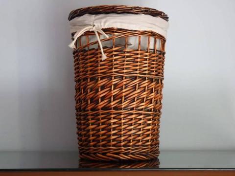 WOVEN CANE STORAGE BASKET WITH LID