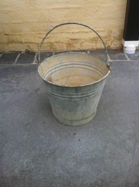 Vintage Galvanized Zinc Metal bucket with handle