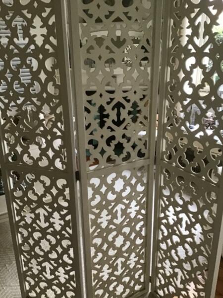 Timber french provincial screen