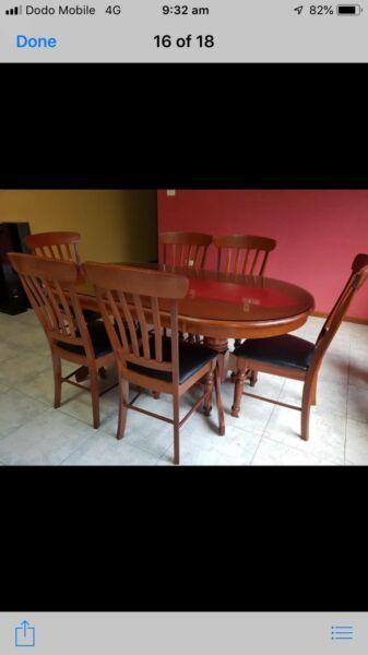 6 seater Dining table