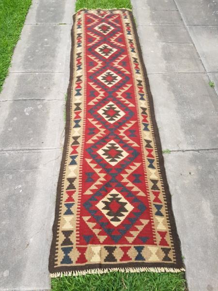 Hand knotted wool hall runner persian rug 2.9m x 80cm kilim