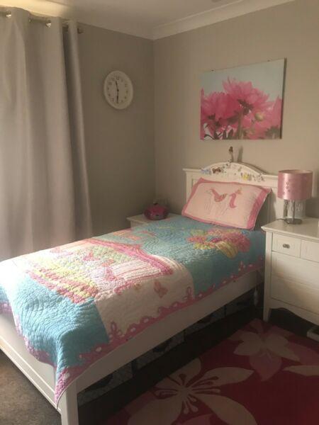 Girls room decor- rug,doona cover,picture, lamp, CD player
