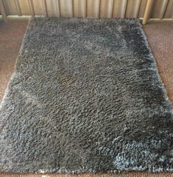 Grey Shaggy Floor Rug