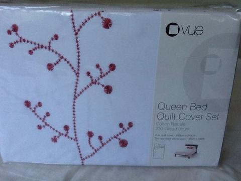 Queen Bed Quilt Cover Set by Vue - New and Unopened