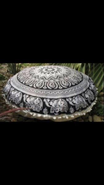 LARGE SIZE MANDALA CUSHION COVER. BRAND NEW