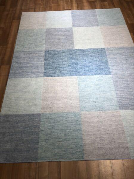 Handmade contemporary rug