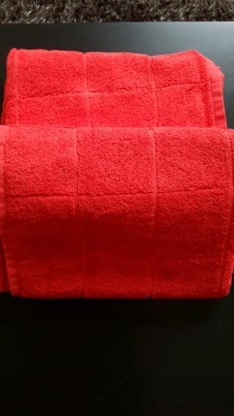 2 x Country Road Bath Towels - Brand new