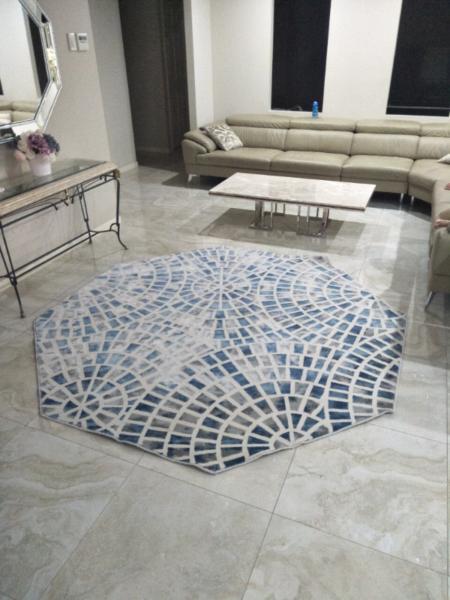 Brand new octagon rug