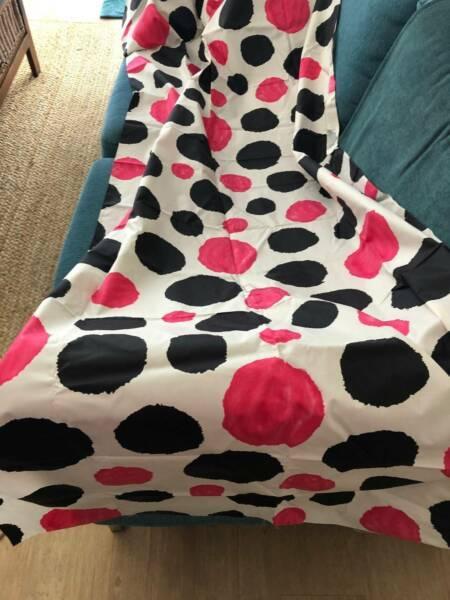 Huge piece 1960s genuine RETRO SPOTTED FABRIC - cotton satteen