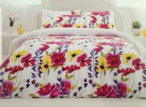 Queen Quilt Cover Set. Brand New