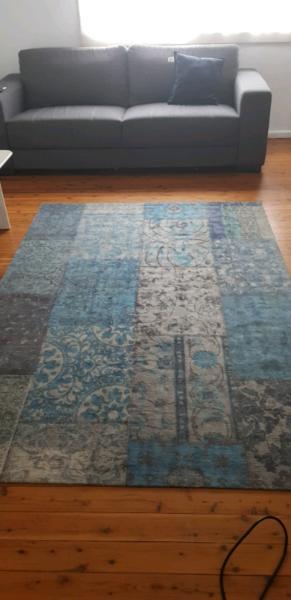 Blue rug carpet